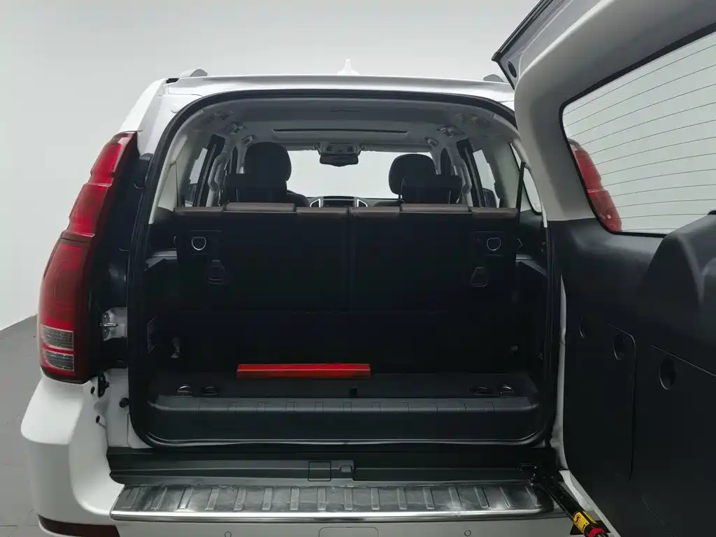 Haval H9 2018 — фото 16
