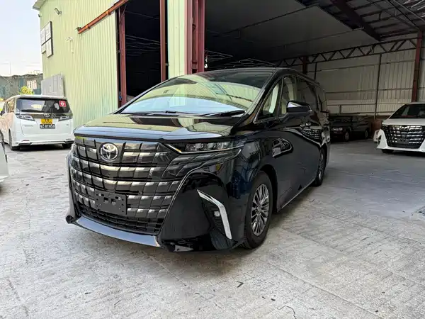 Toyota Alphard 2025