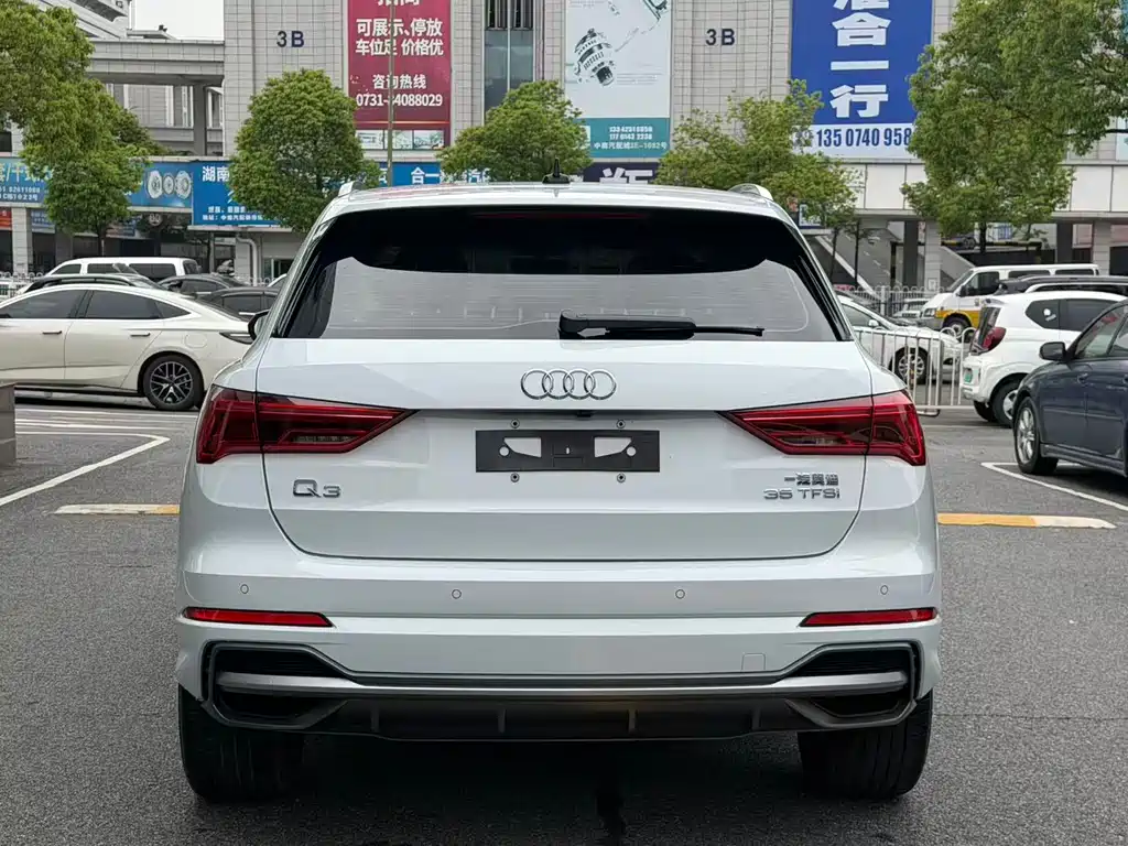 Audi Q3 2022 — фото 11