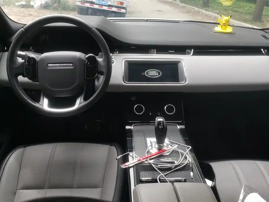 Land Rover Evoque 2021 — фото 12