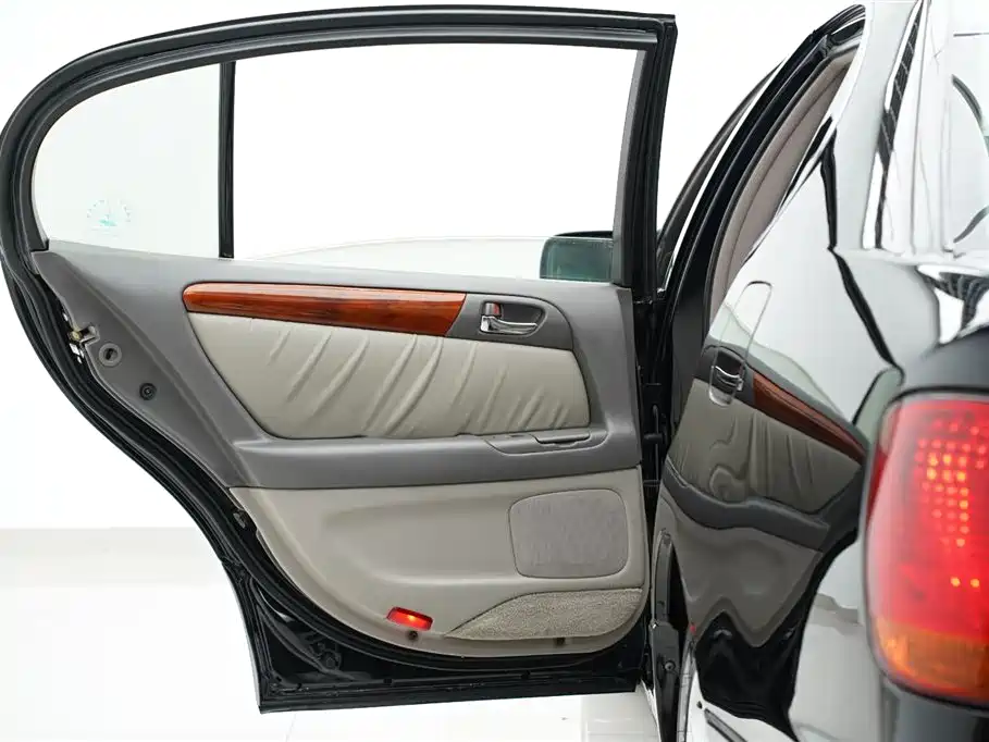 Lexus GS 2004 — фото 12