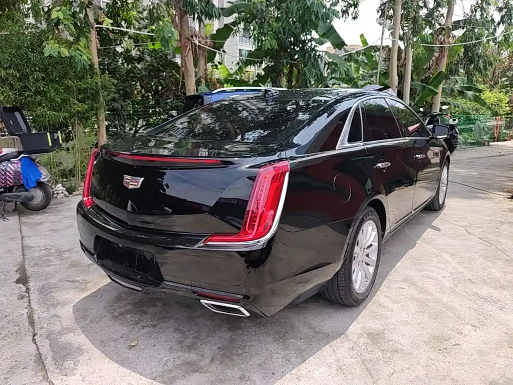 Cadillac XTS 2018 — фото 7