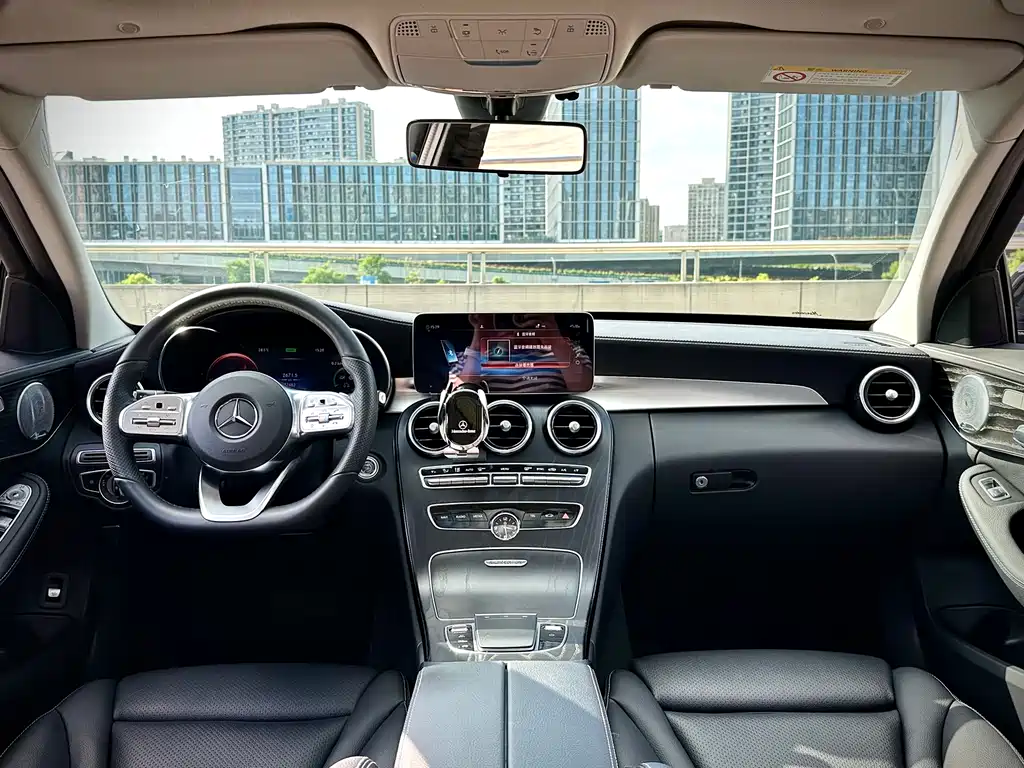 Mercedes-Benz C-Class 2021 — фото 10