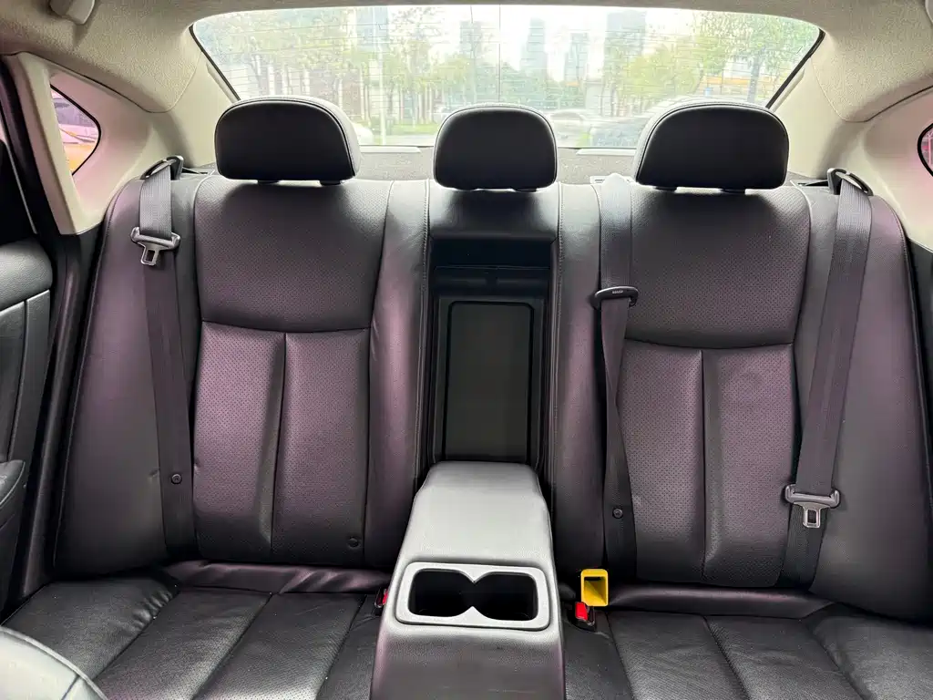 Nissan Sylphy 2015 — фото 16