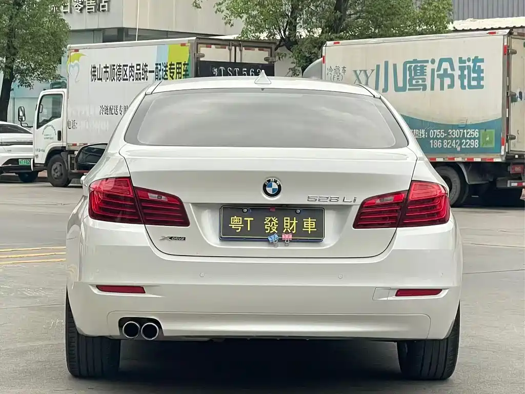 BMW 5 Series 2014 — фото 8