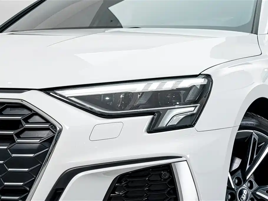 Audi A3 2024 — фото 4