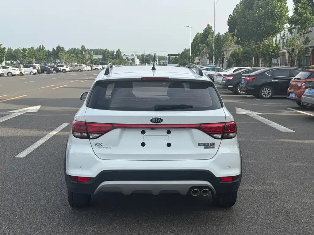 Kia KX Cross 2019
