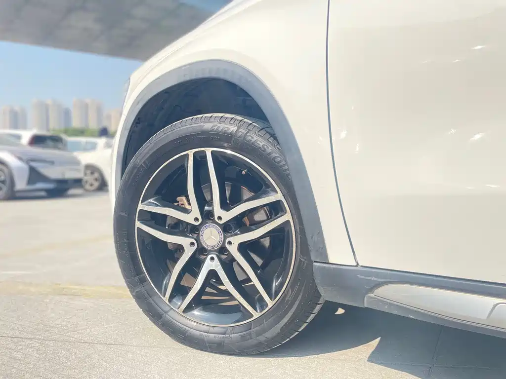 Mercedes-Benz GLA 2016 — фото 4