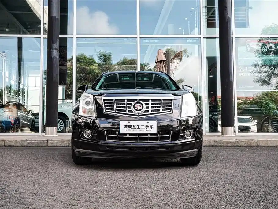 Cadillac SRX 2014 — фото 2