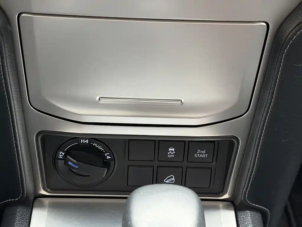 Toyota Prado 2019 — фото 15