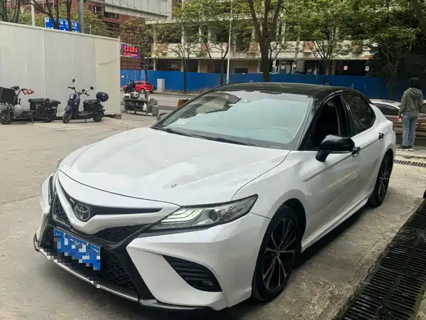 Toyota Camry 2018