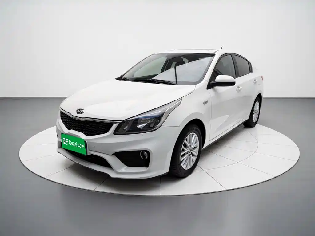 Kia K2 2017 — фото 1