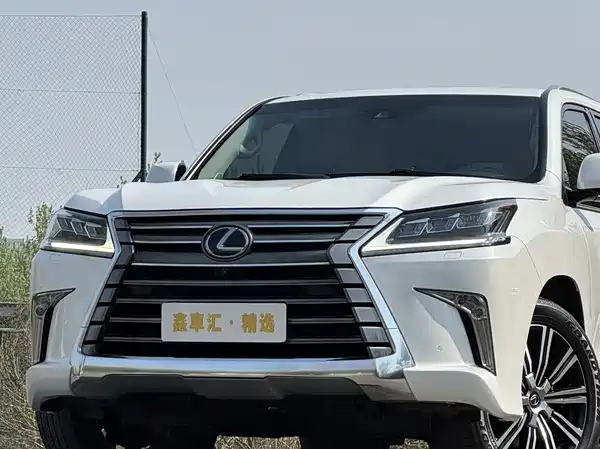 Lexus LX 2019