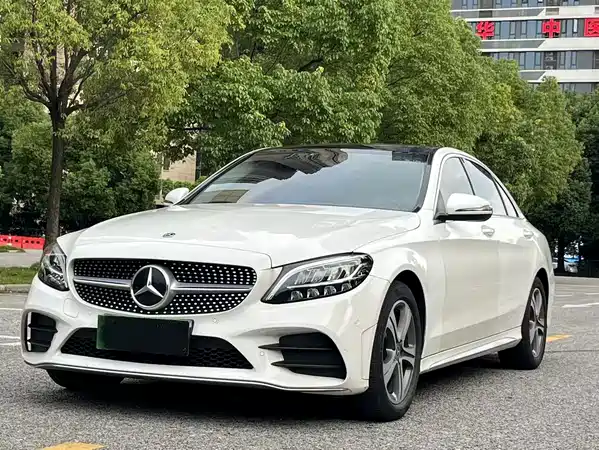 Mercedes-Benz C-Class 2021