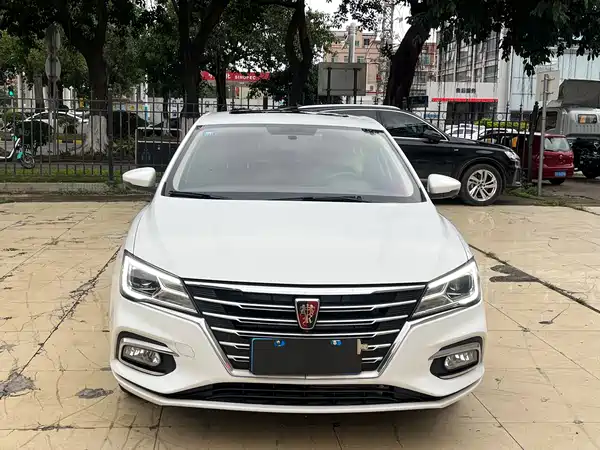 Roewe i5 2020
