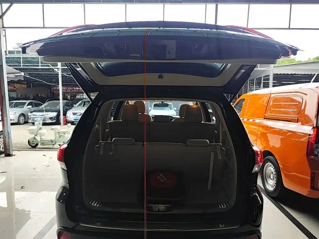 Toyota Highlander 2019 — фото 19