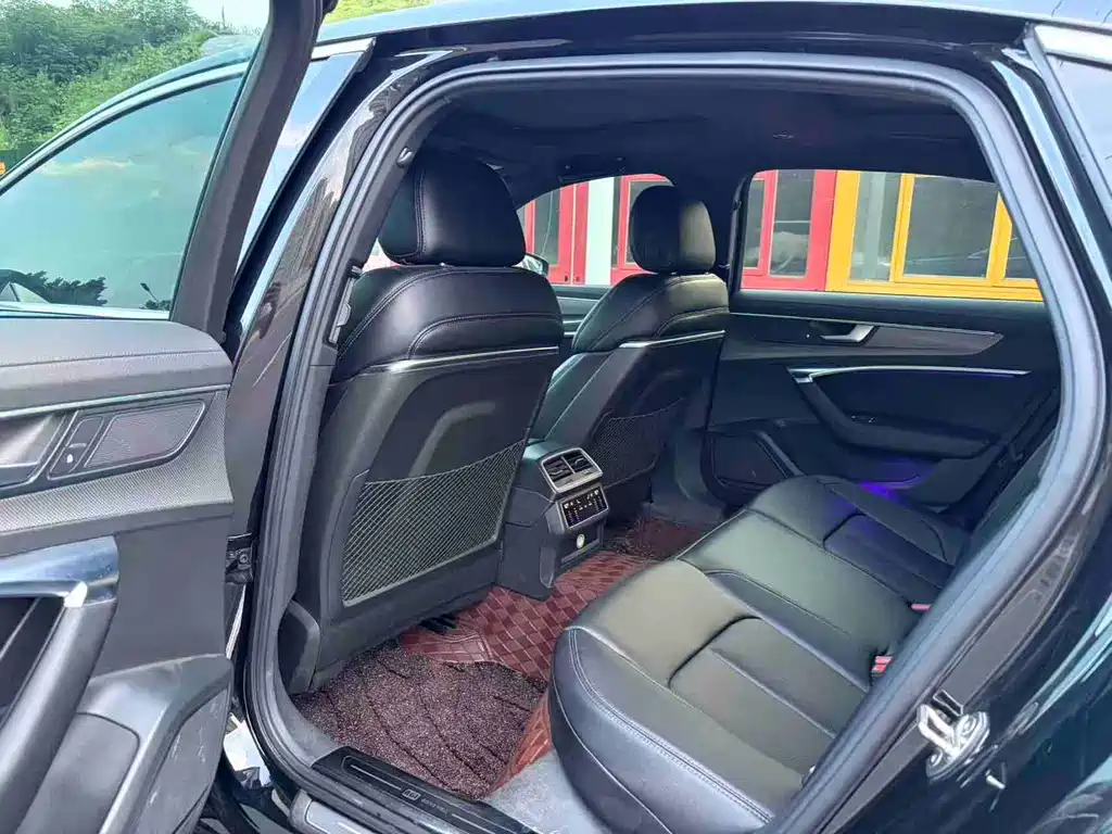 Audi A6L 2021