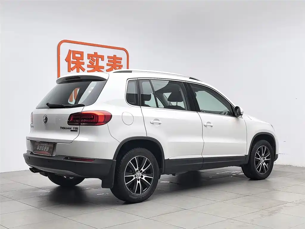 Volkswagen Tiguan 2015 — фото 2