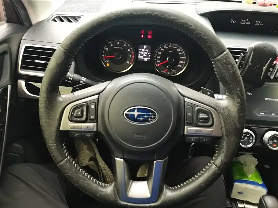 Subaru Forester 2017 — фото 12
