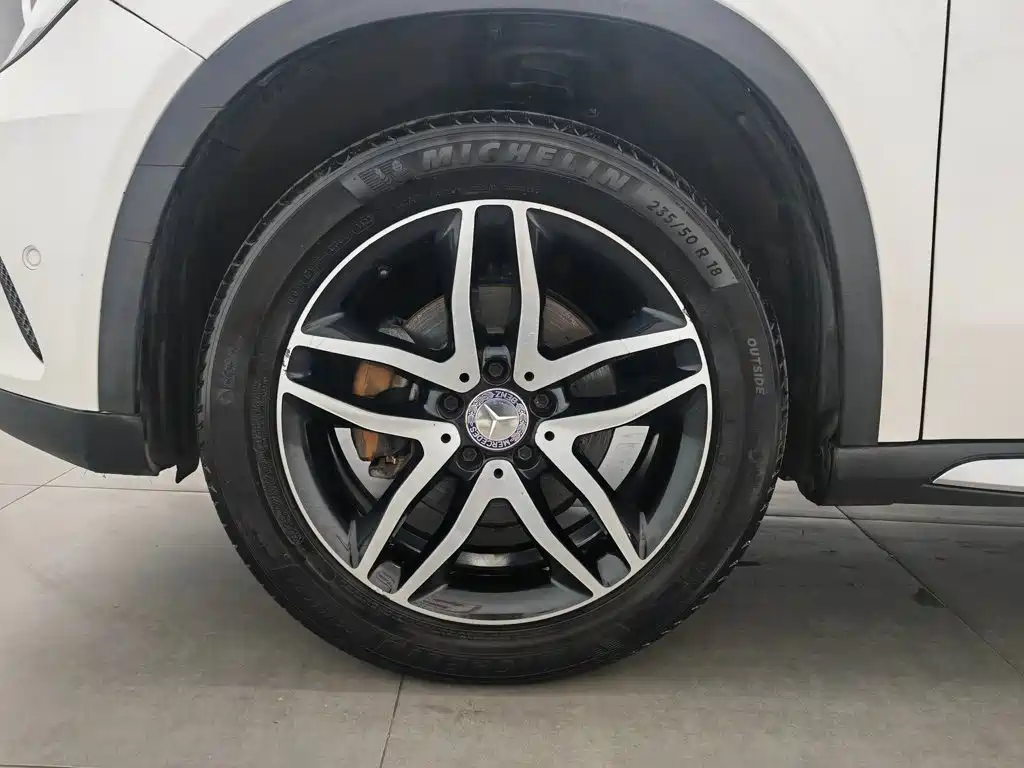 Mercedes-Benz GLA 2016 — фото 17