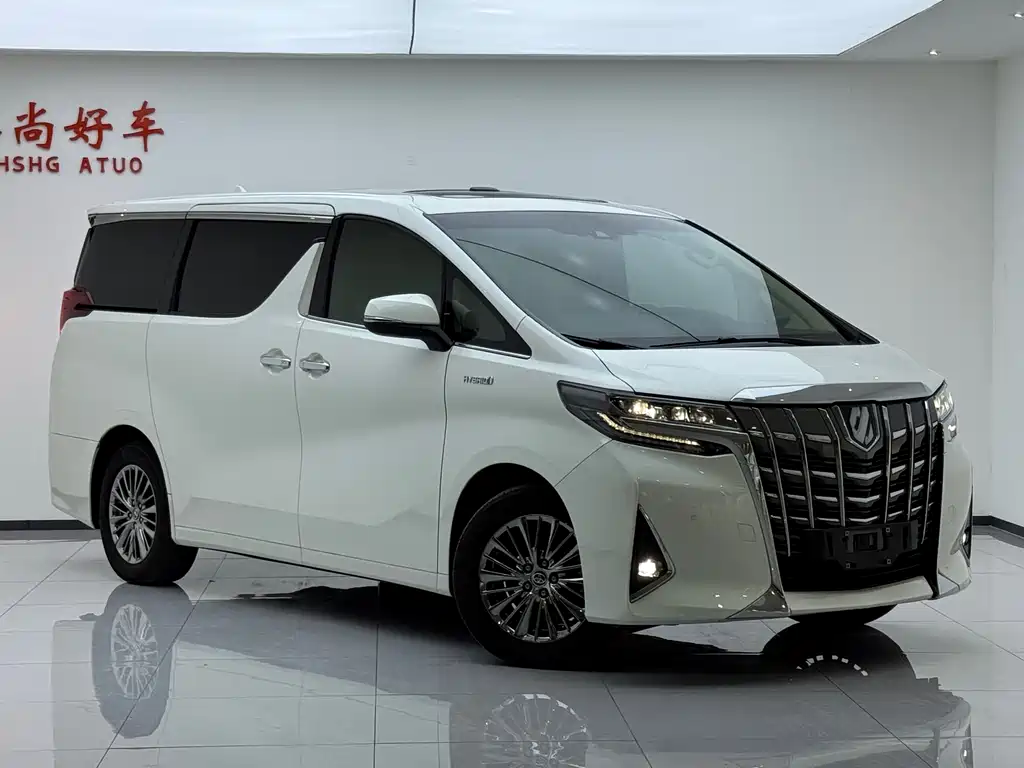 Toyota Alphard 2022 — фото 3