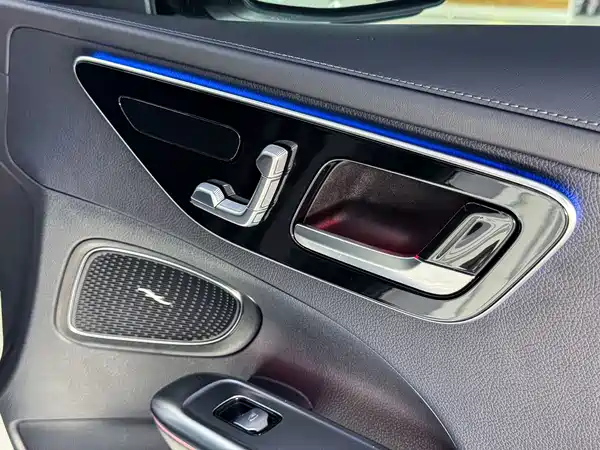 Mercedes-Benz C-Class 2021