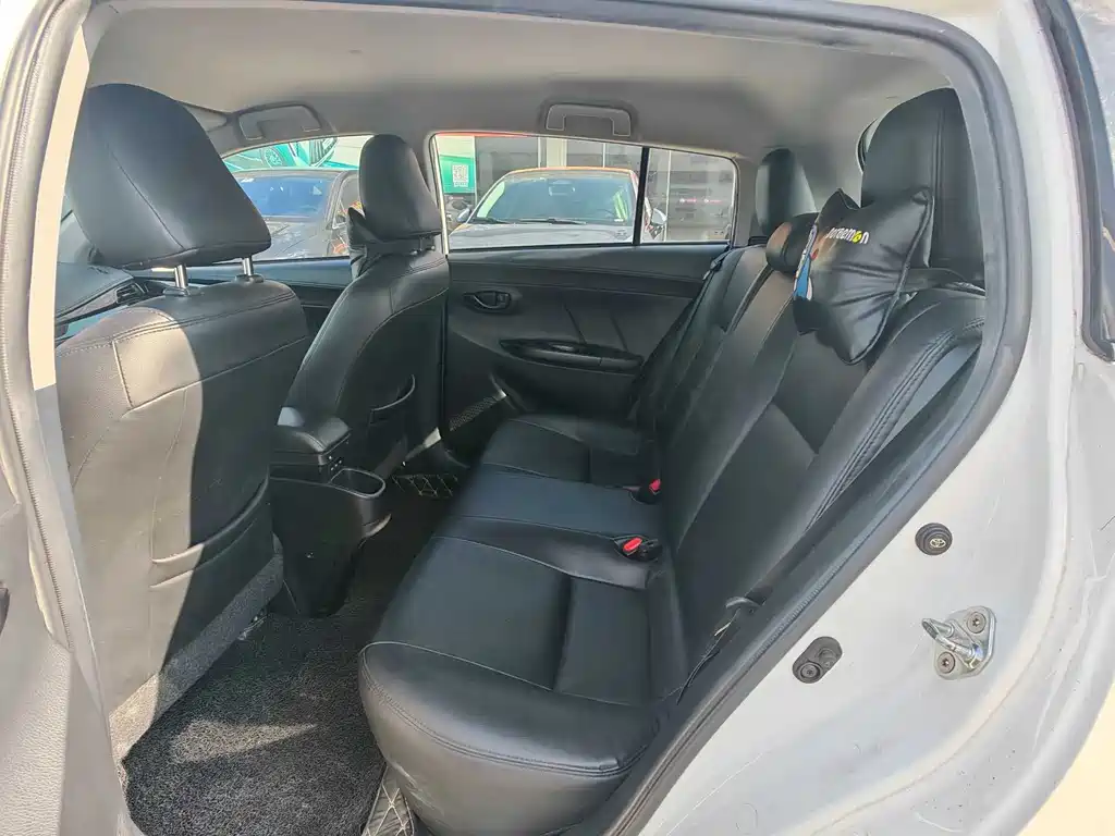 Toyota Yaris L 2020