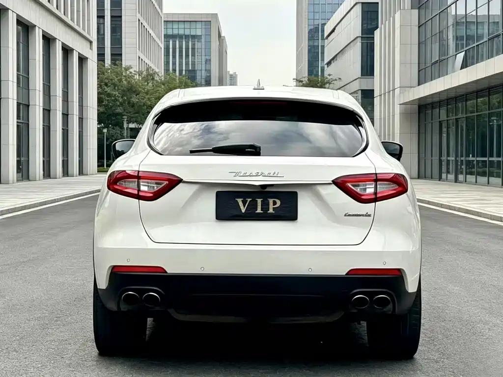 Maserati Levante 2019 — фото 8