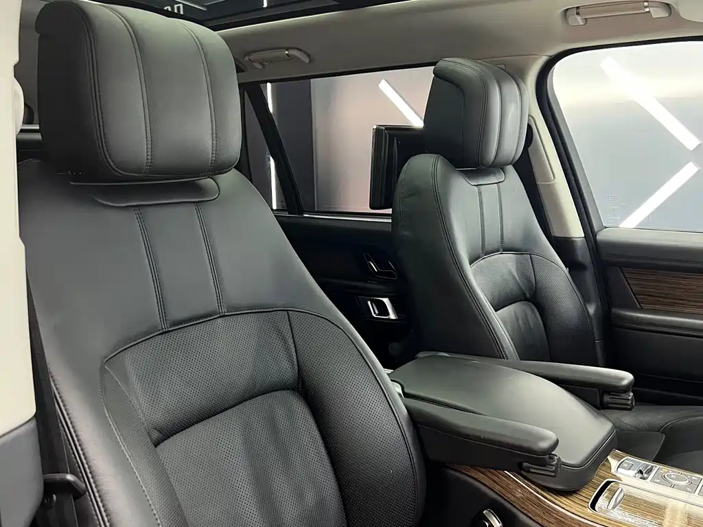 Land Rover Range Rover 2019 — фото 22