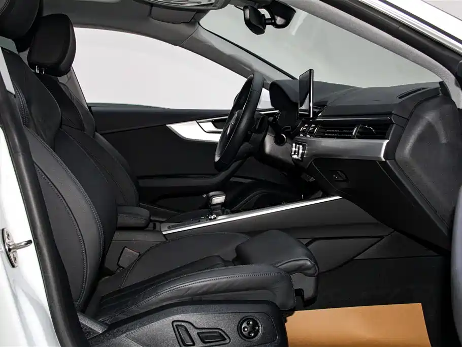 Audi A5 2023 — фото 19