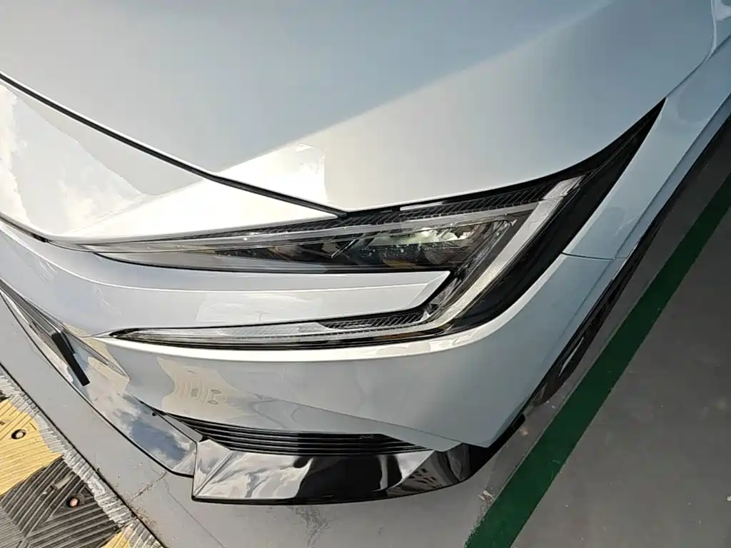 Honda e:NP2 2024 — фото 24