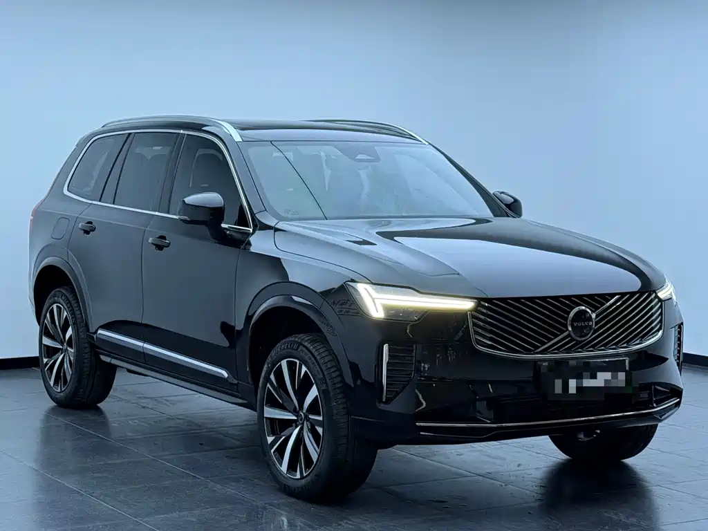 Volvo XC90 Plug-In Hybrid 2025 — фото 3