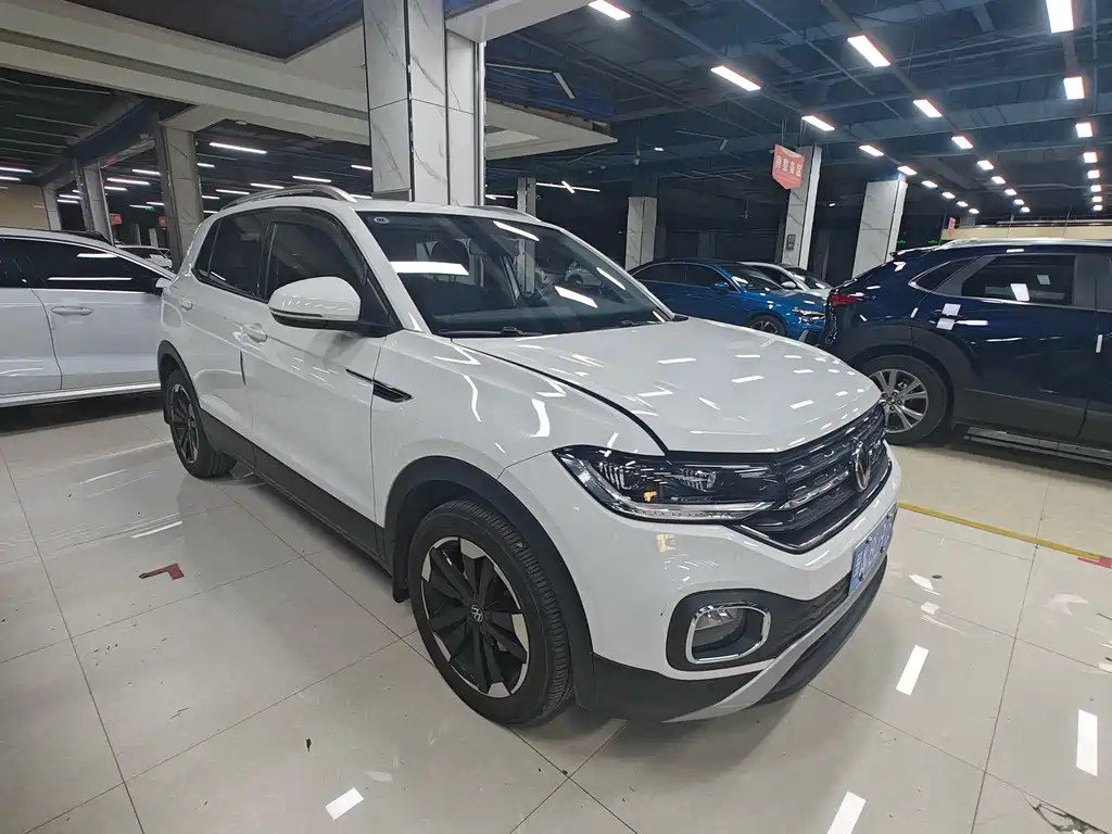 Volkswagen Tacqua 2022