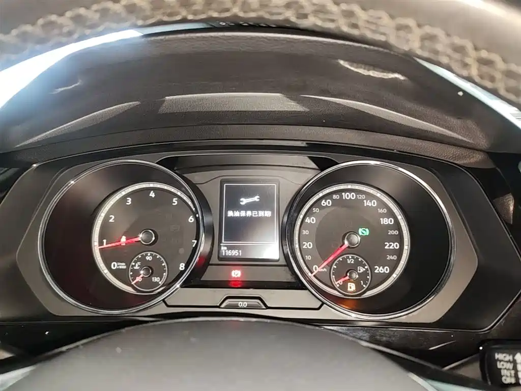 Volkswagen Tiguan L 2019 — фото 12