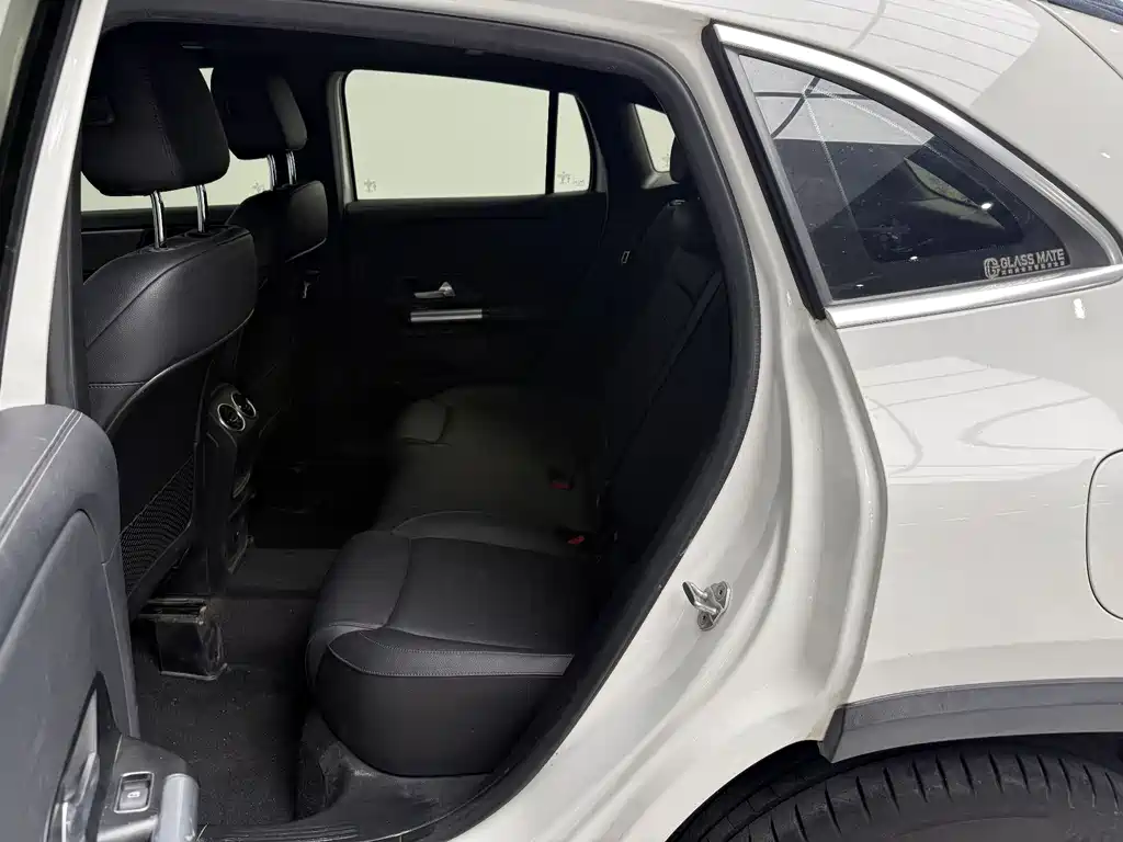 Mercedes-Benz GLA 2023 — фото 12