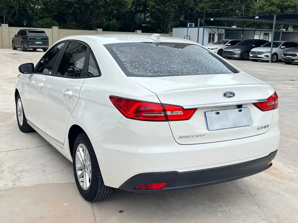 Ford Escort 2019