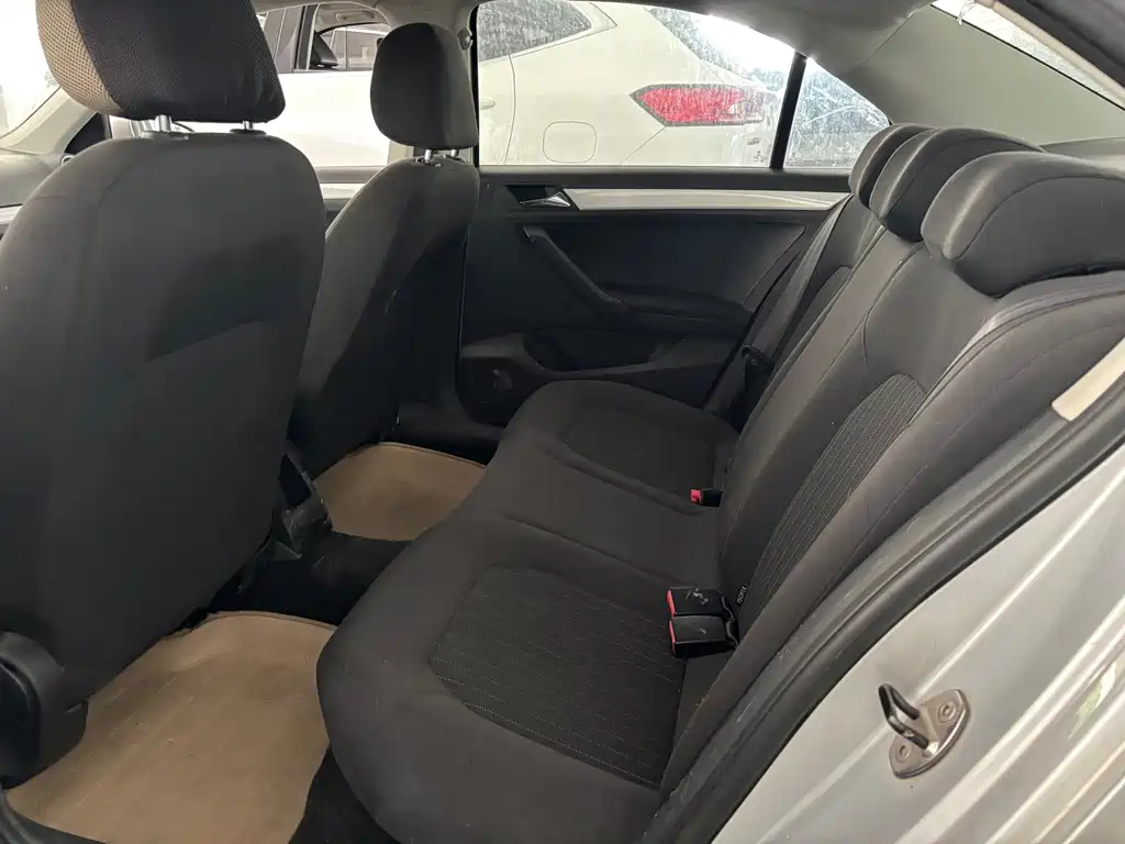 Volkswagen Jetta 2015