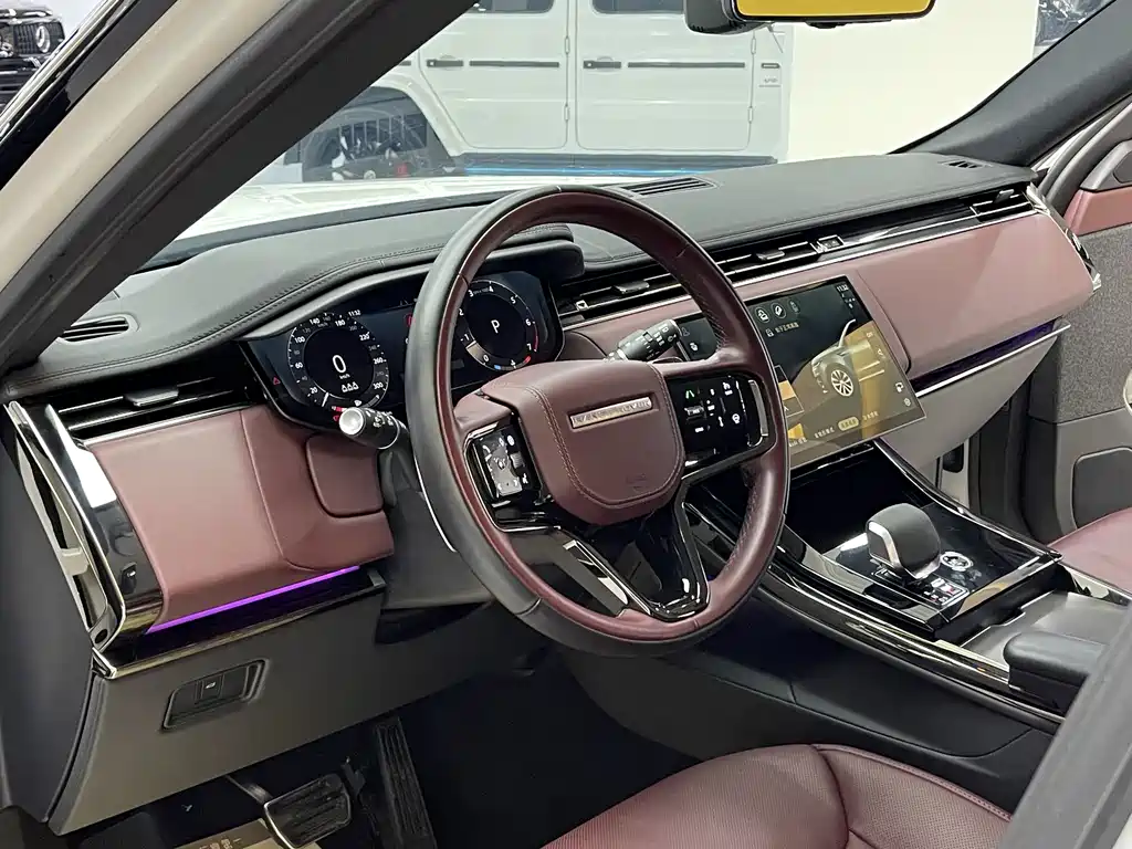Land Rover Sport 2024 — фото 13