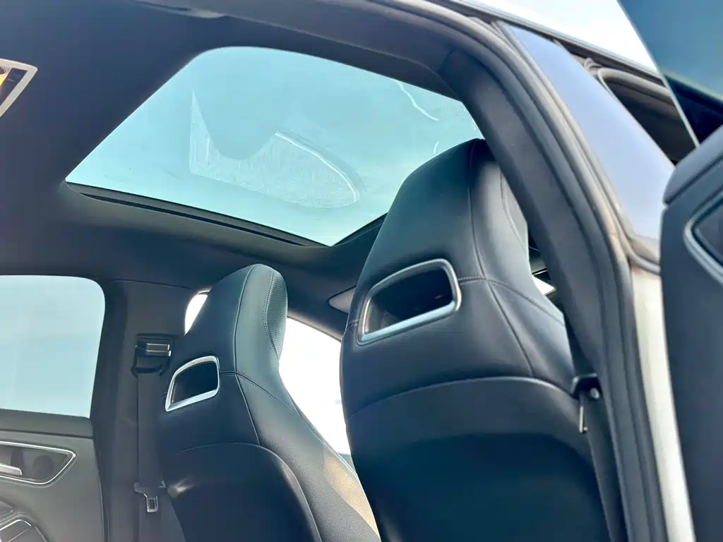 Mercedes-Benz CLA 2017 — фото 27