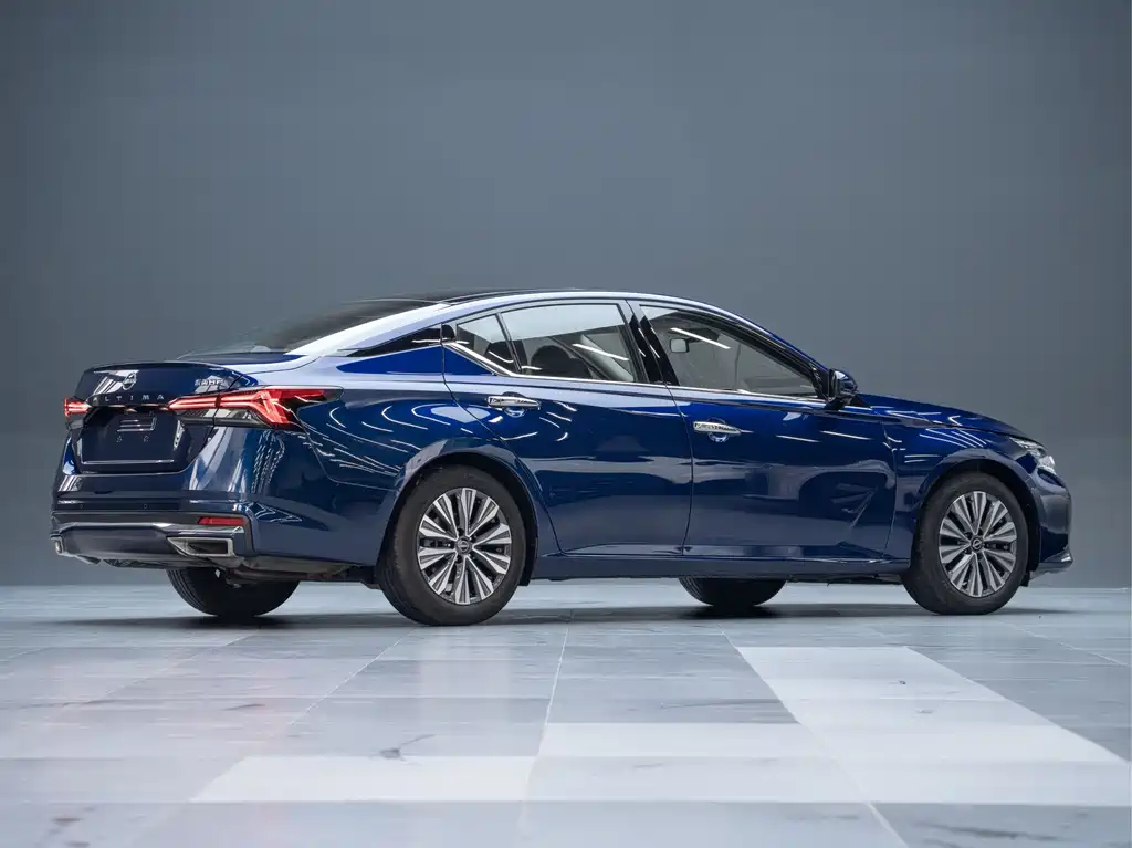 Nissan Teana 2023 — фото 10