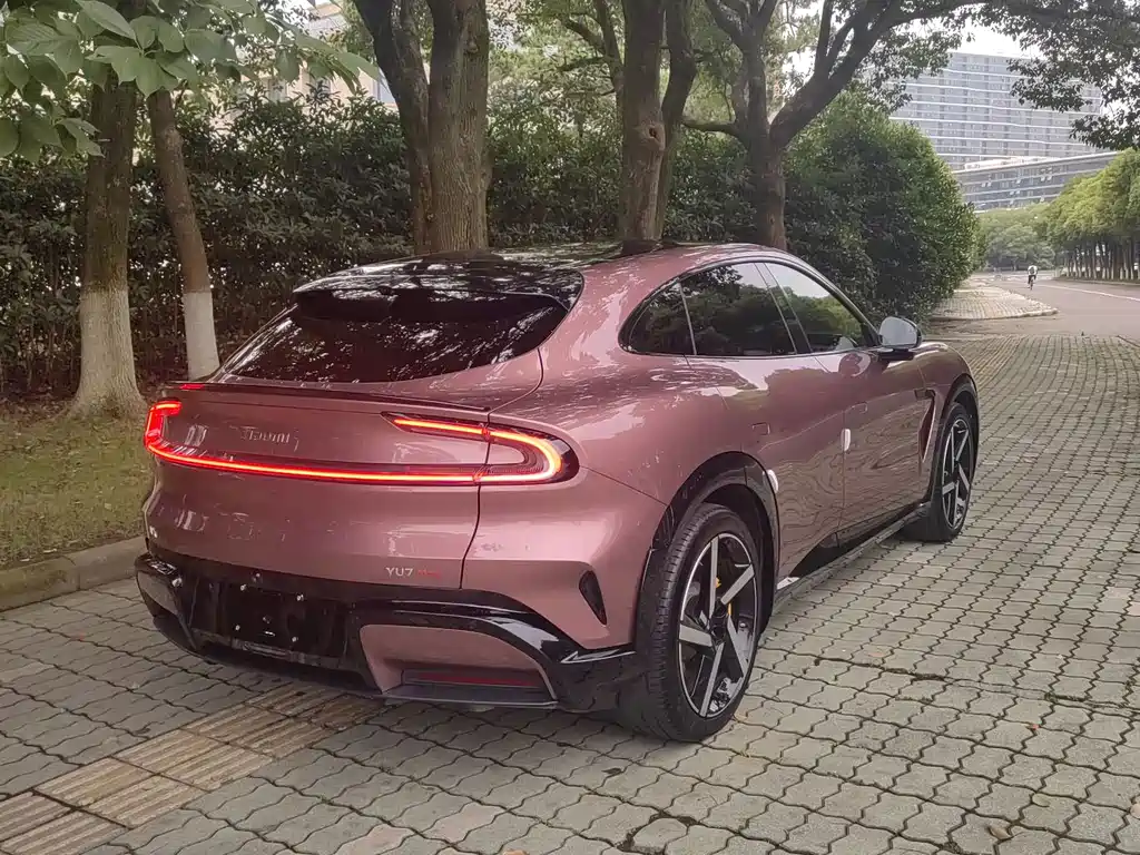 Xiaomi YU7 2025 — фото 13