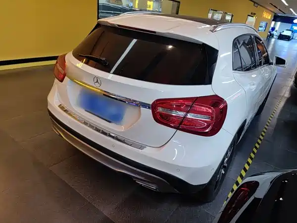 Mercedes-Benz GLA 2017