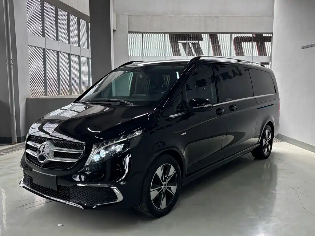 Mercedes-Benz V-Class 2024 — фото 2
