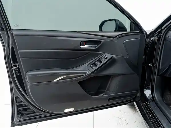 Toyota Avalon 2022