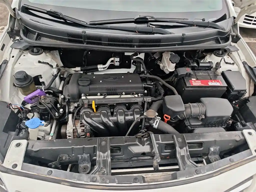 Hyundai Verna 2015 — фото 20