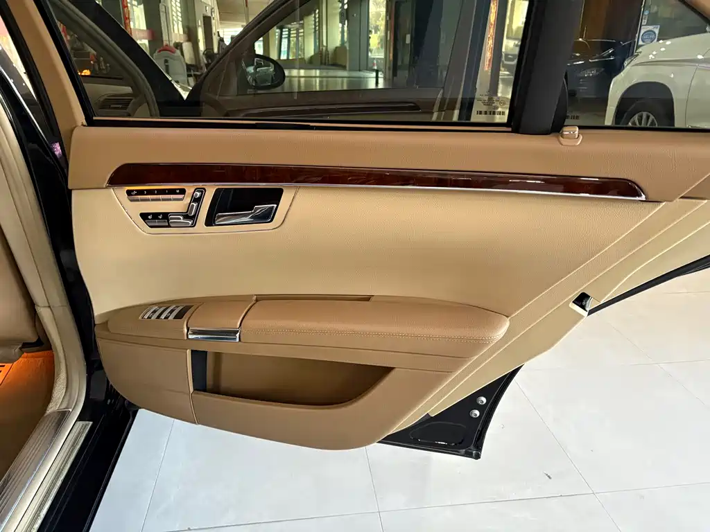 Mercedes-Benz S-Class 2007 — фото 13