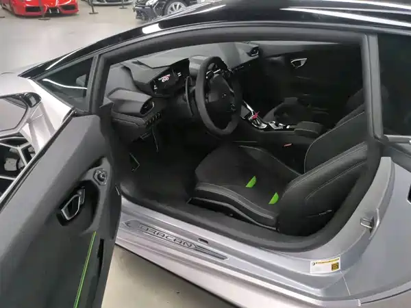 Lamborghini Huracan 2020