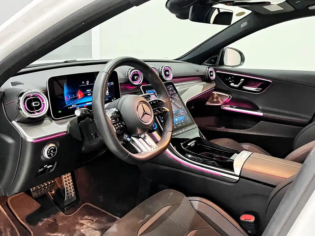 Mercedes-Benz C-Class AMG 2025 — фото 7