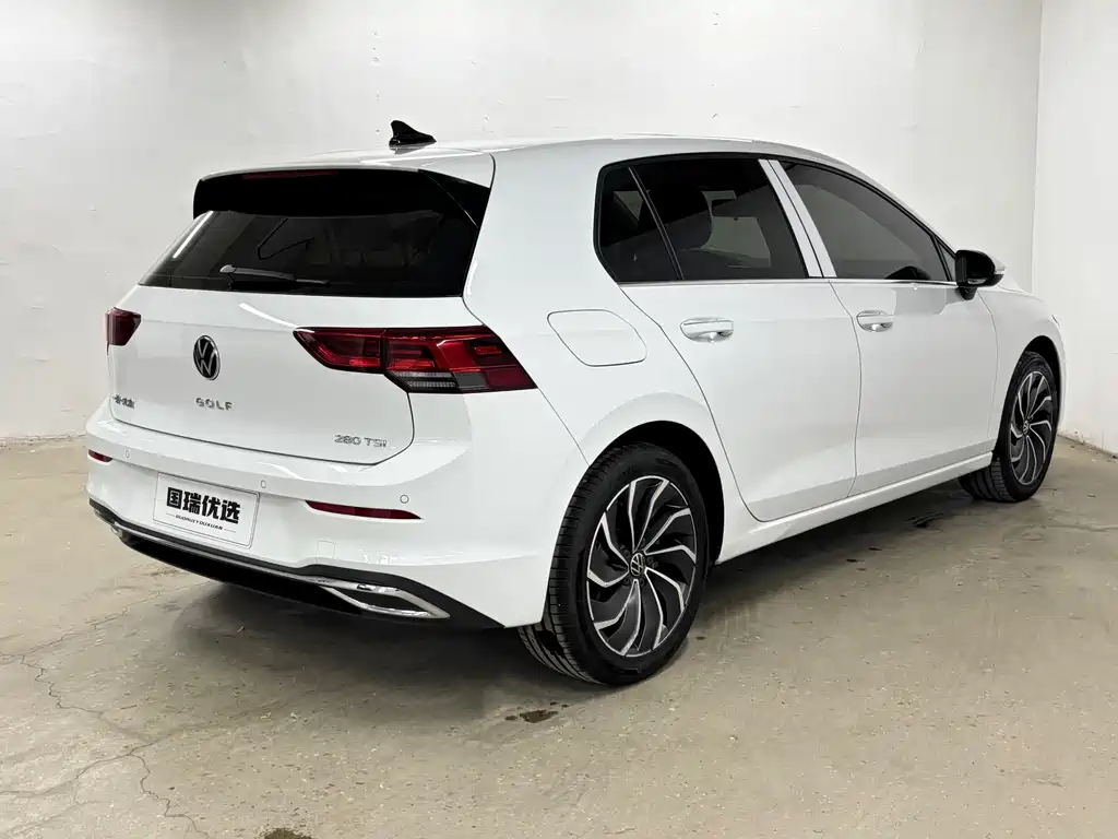 Volkswagen Golf 2022