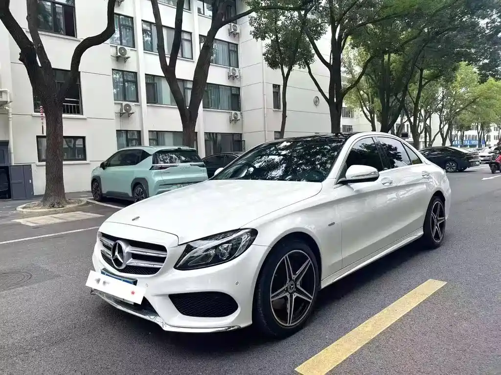Mercedes-Benz C-Class 2018